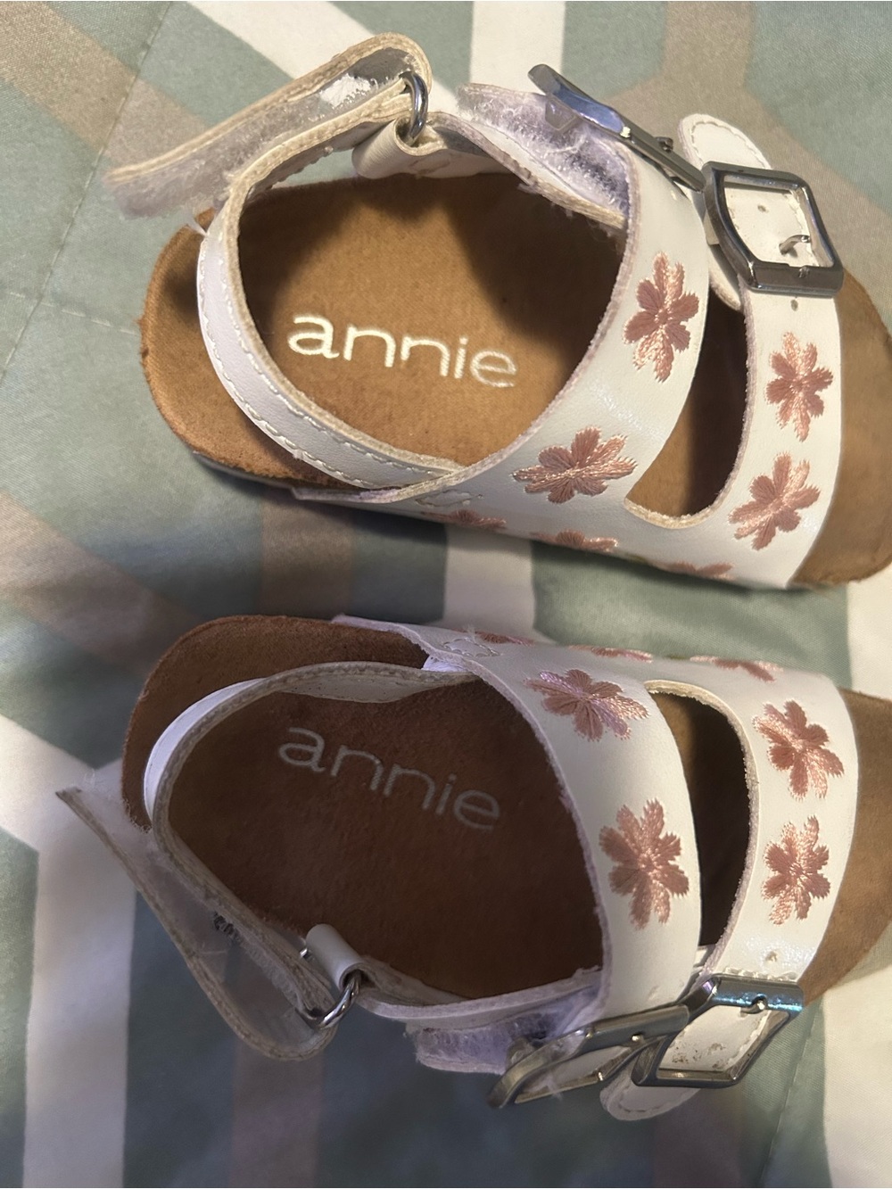 Annie White Sandals with Pink Floral Embroidery